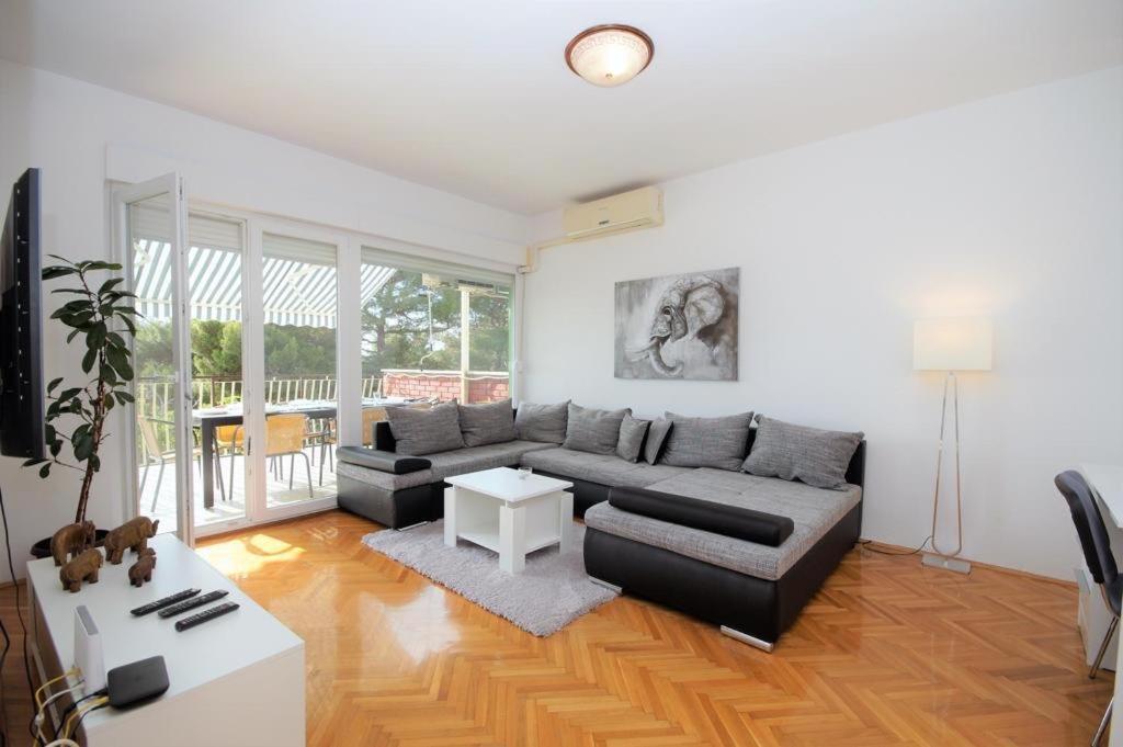 Apartment Deni Pola Esterno foto